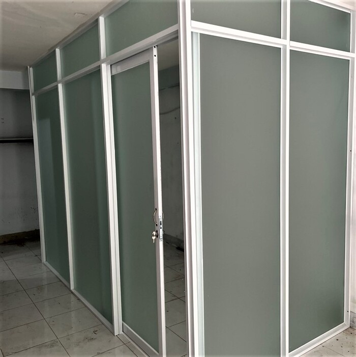 Vách ngăn nhôm kính cửa trượt